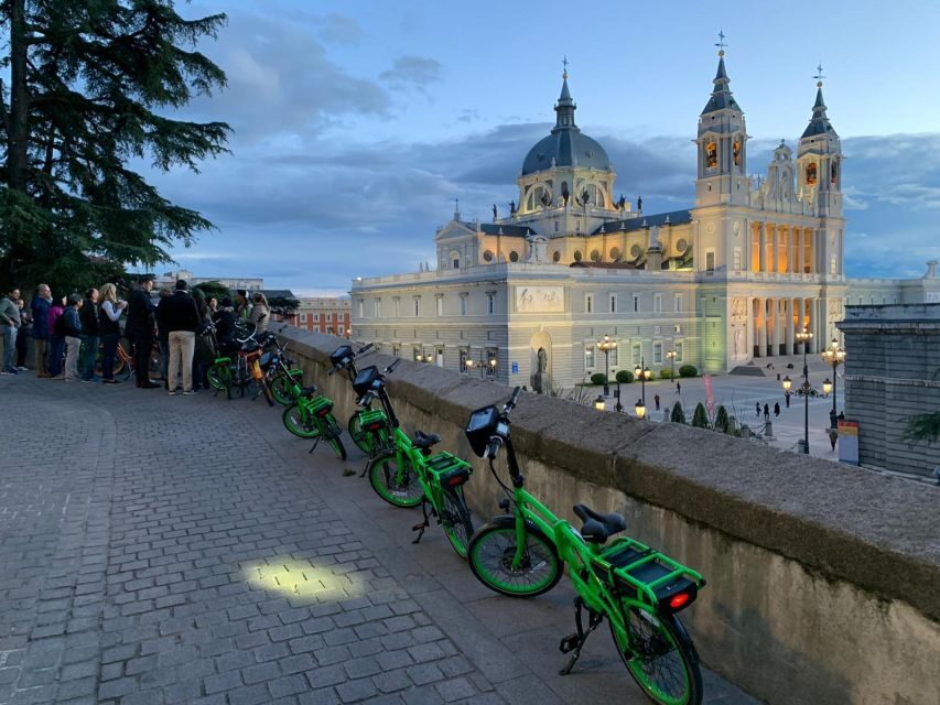 Madrid: Sunset and Night Lights Bike Tour - An In-Depth Look at the Madrid Sunset and Night Lights Bike Tour