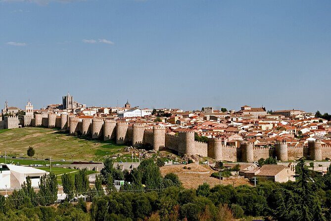 Madrid to Porto day trip up to 2 stops (Avila and Salamanca) - FAQ