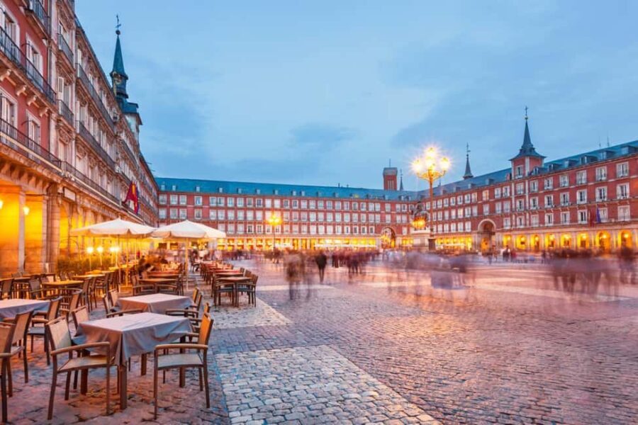 Madrids Private Walking Tour: A Food Tasting Journey - Summary