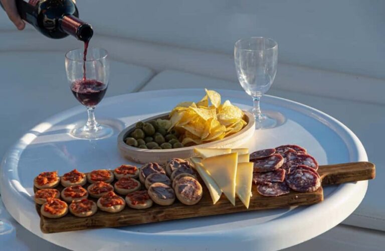 Mahón Menorca: Private boat tour with aperitif and sunset. - An In-Depth Look at the Mahón Menorca Private Boat Tour