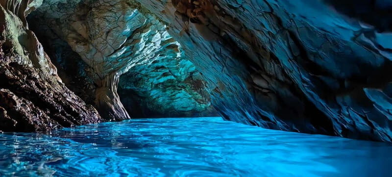 Makarska: 3-island Speedboat Cave & Blue Lagoon Tour - The Value of This Tour