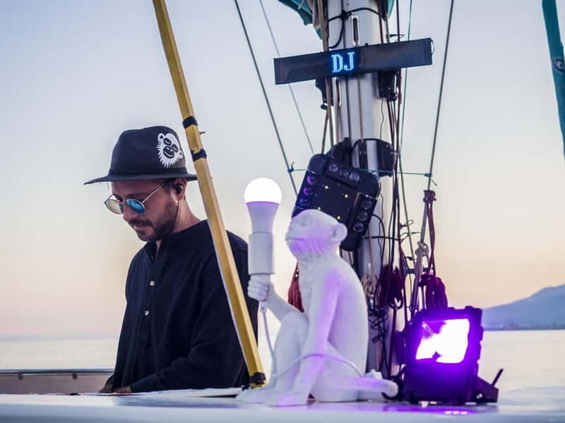 Malaga: Catamaran Sunset or Night Cruise w/ Live DJ & Drink - Detailed Breakdown of the Experience