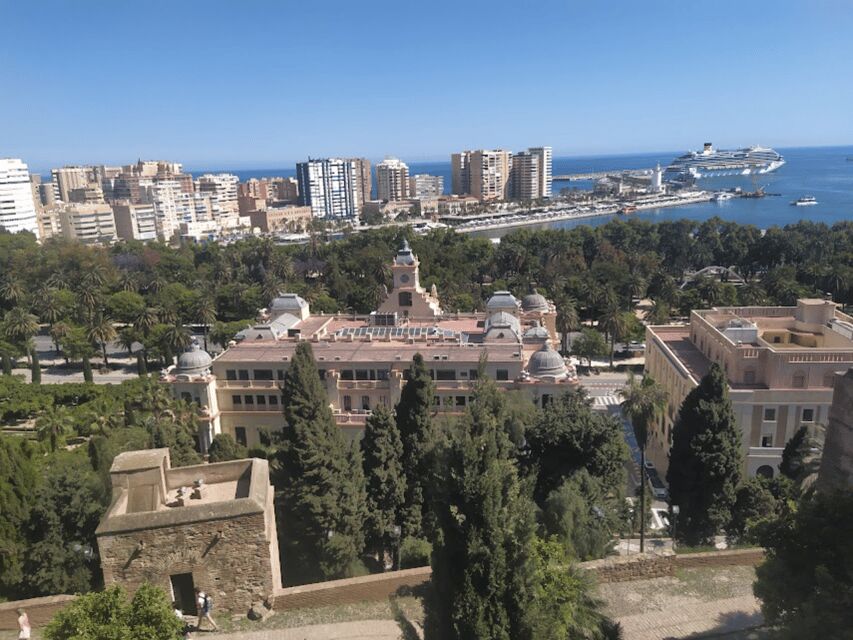 Malaga: Citadel and Roman theater Guided tour with tickets - An In-Depth Look at the Malaga Citadel and Roman Theater Tour