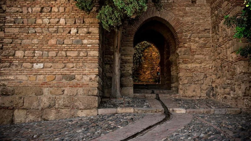 Málaga: Roman Theatre and Alcazaba Guided Tour - Final Thoughts: Is It Worth It?