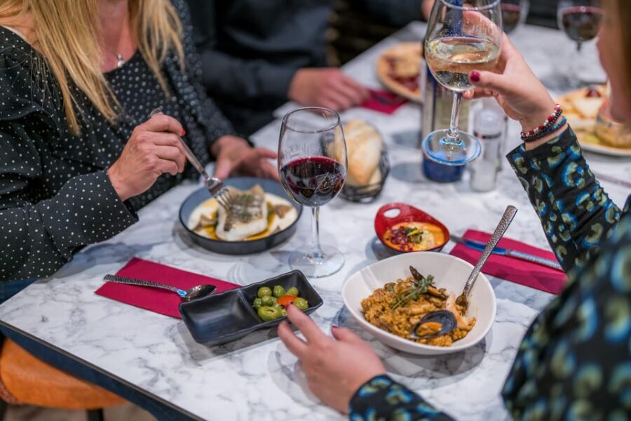 Malaga: Show and Food at Alegría Flamenco and Restaurant - Practical Details: What You Need to Know