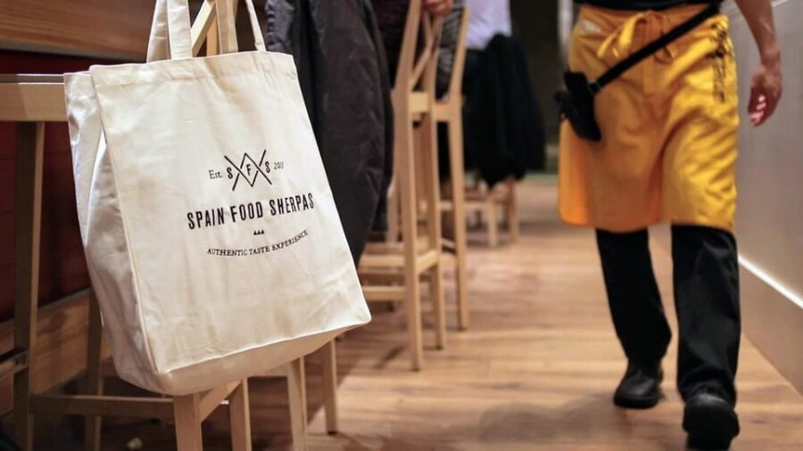 MALAGA: ULTIMATE FLAMENCO & TAPAS TOUR - A Deep Dive into the Malaga Flamenco & Tapas Tour