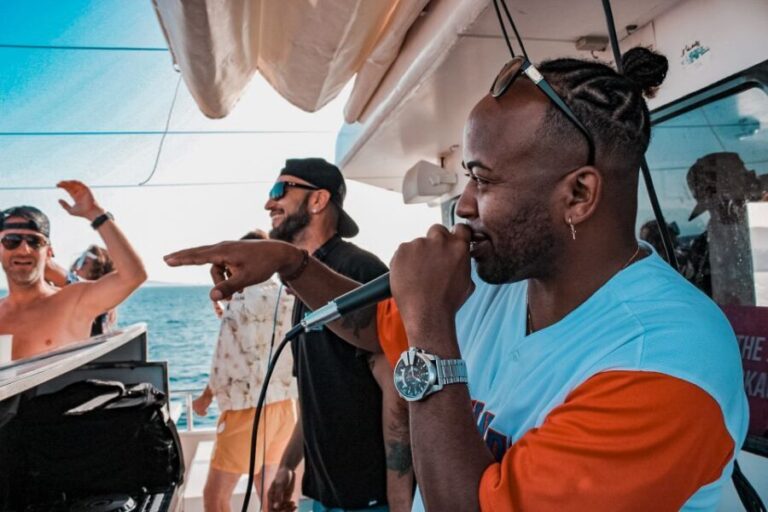 Mallorca: Boat Party with DJ, Buffet and Entertainment - The Value of This Experience