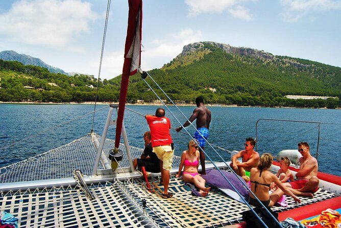 Mallorca Catamaran Tour in the Bay of Pollensa - The Vessel and Seating