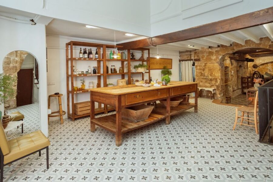 Mallorca: Market Visit and Traditional Cooking Workshop - Who Will Love This Experience?