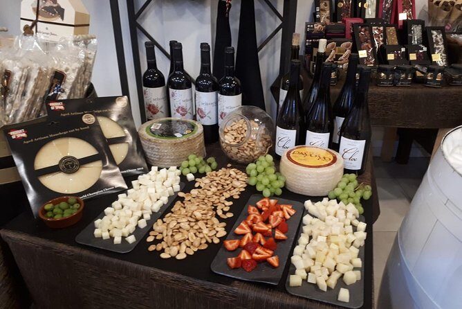 Marbella old town tour with Tapas and Wines - Frequently Asked Questions