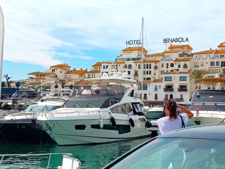 Marbella private tour & Puerto Banus to walk on your own - FAQs
