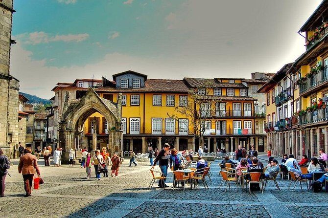 Medieval Guimarães- by Dusk or Day time -from Porto or Braga - Who Should Consider This Tour?