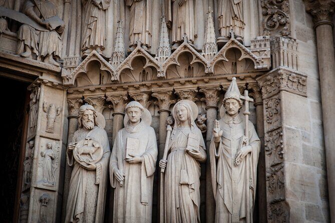 Medieval Paris: Notre Dame, Sainte Chapelle and Conciergerie - The Conciergerie: From Royal Palace to Revolutionary Prison