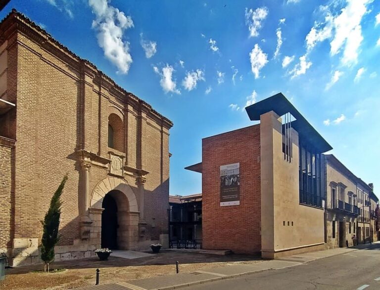 Medina del Campo: Museo de las Ferias - Archivo Simón Ruiz: General Admission - An In-Depth Look at Medina del Campo’s Museum and Archive