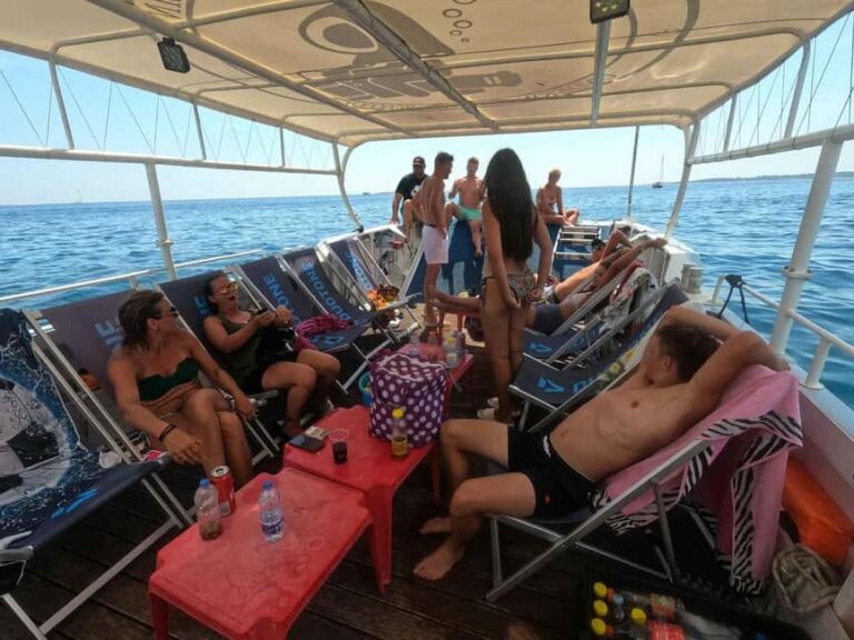 Medulin: Private Boat Tour with Drinks and Snacks - Authentic Experiences and Genuine Value