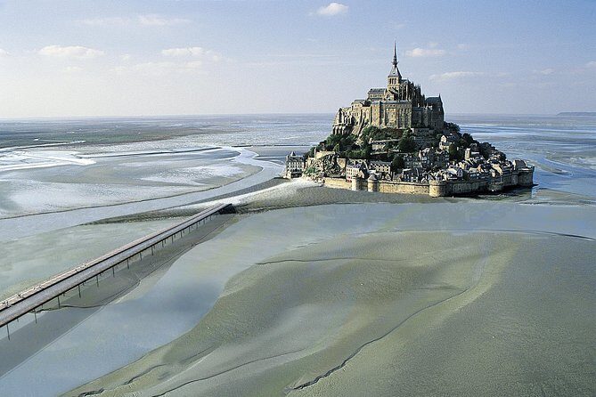 Mont Saint Michel Experience - Shuttle Service from Bayeux - Discover Mont Saint Michel with a Hassle-Free Shuttle Service from Bayeux