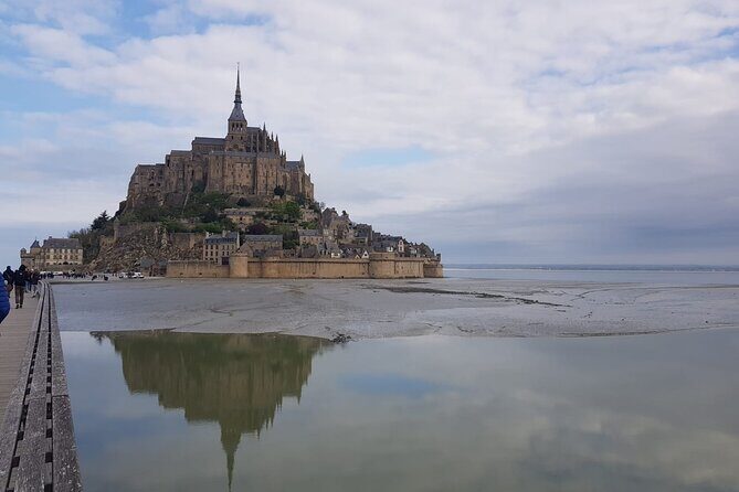 Mont Saint Michel: Explore History and Scenic Views - Key Points