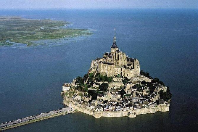Mont Saint Michel Private Day Trip from Paris - How the Experience Feels in Practice