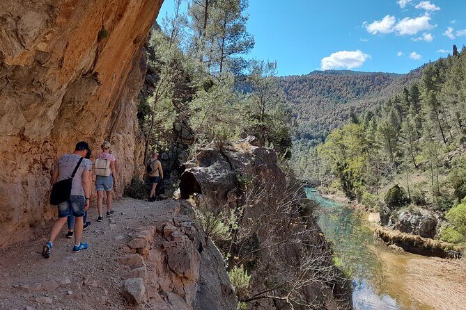 Montanejos: Do an Epic Hike and Swim in Thermal Waters - A Detailed Look at the Montanejos Tour