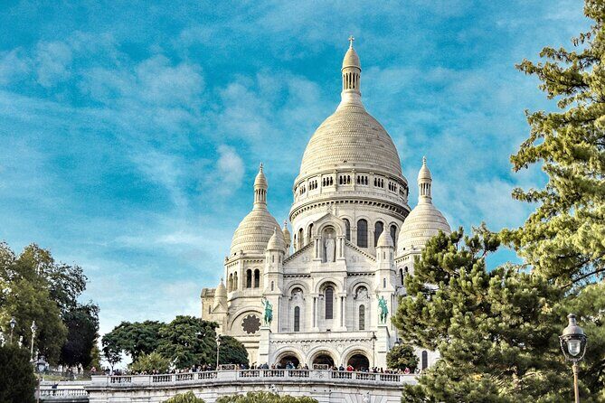 Montmartre Guided Walking Tour: Famous Artists and Cabarets - Authentic Montmartre Moments You’ll Cherish