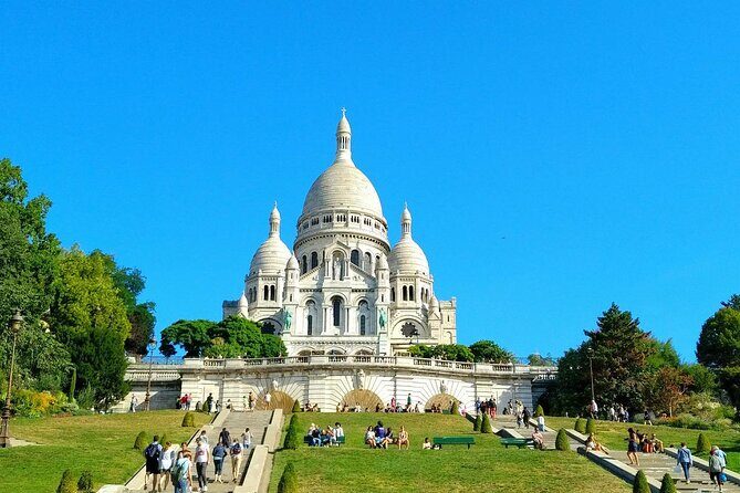 Montmartre Hill French Gourmet Food and Wine Tasting Walking Tour - Who Would Love This Tour?
