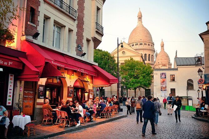 Montmartre Marvels: a Small Group Guided Stroll in Bohemian Paris - Analyzing the Value