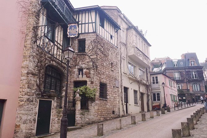 Montmartre & Sacré Coeur Private Historical 2-Hour Walking Tour in Paris - Frequently Asked Questions