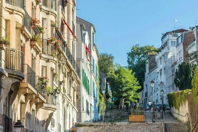 Montmartre : Walk in the Footsteps of Famous Impressionists - A Comprehensive Look at the Montmartre Walking Tour