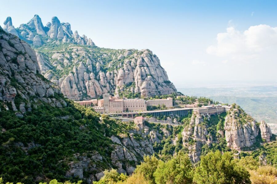 Montserrat: Private 5-Hour Tour from Barcelona - Why This Tour Works Well