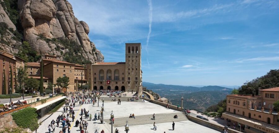 Montserrat: Private Half-Day Tour from Barcelona - The Itinerary in Detail