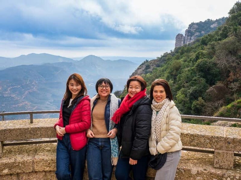 Montserrat: Private Professional Photoshoot - In-Depth Look at the Experience