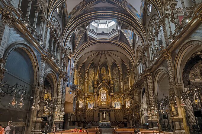 Montserrat Small Group with Cable Car and Cogwheel Train - Who Will Love This Tour?