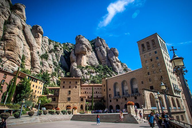 Montserrat & Winery Visit Tour with Traditional Farmhouse Lunch - Final Thoughts