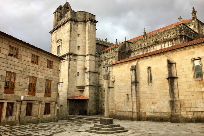 Monumental Morning Walking Tour in Pontevedra - Practical Details and Considerations