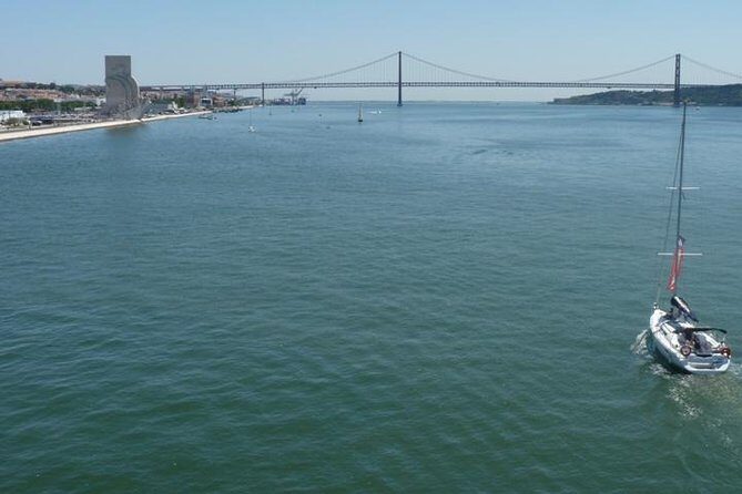 Morning Sailing Tour in Tagus River from Lisbon - The Experience in Detail