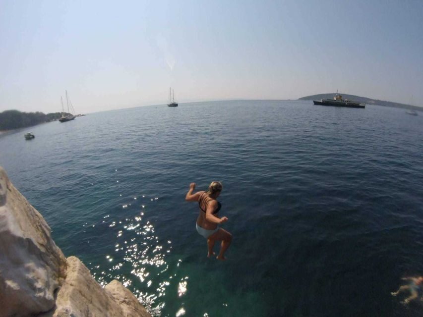 Morning Split Sea Kayaking Tour - An Authentic Croatian Adventure: Paddling Along the Coastline