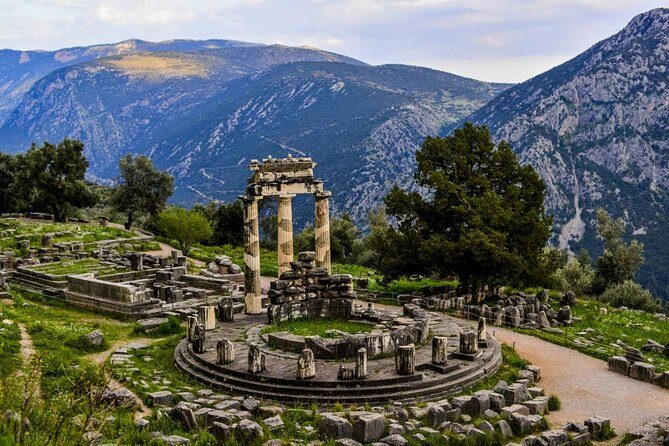 Mystical Delphi & Hosios Loukas Byzantine Wonder Luxury Day Tour - Why This Tour Works for You