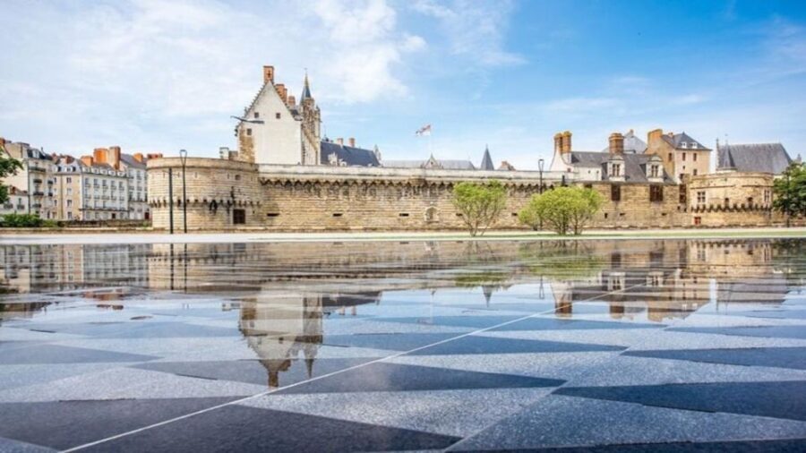 Nantes : Must-see Attractions Walking Tour - A Closer Look at the Itinerary