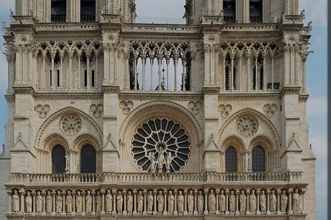 Notre Dame Area Guided Tour with Experienced Guide - Practical Details & Tips
