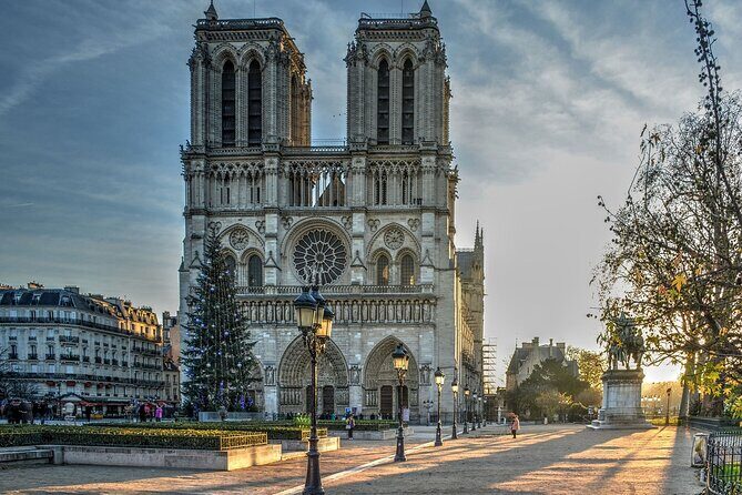 Notre Dame Cathedral Outdoor Walking Tour - The Experience from Different Perspectives