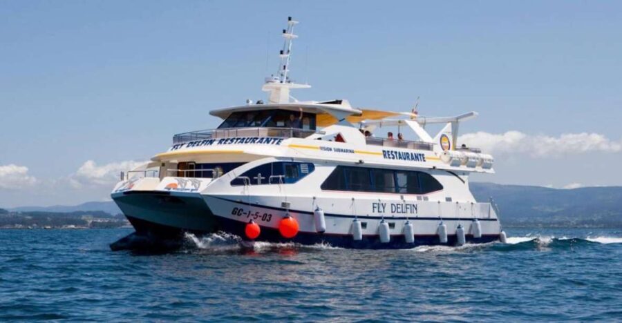 O Grove: Ría de Arousa Catamaran Tour with Seafood Lunch - Why This Tour Works Well