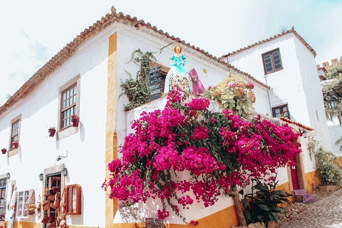 Obidos and Nazaré tour from Lisbon - An In-Depth Look at the Óbidos and Nazaré Tour