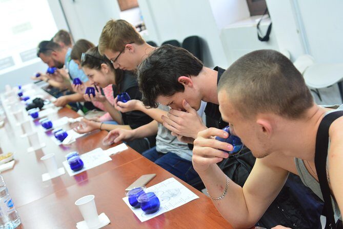 Oil Tasting Workshop - A Closer Look at the Olive Oil Tasting Workshop