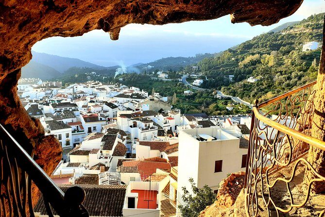 Ojen private walking tour by Tours in Malaga - Authentic Experiences and Authenticity