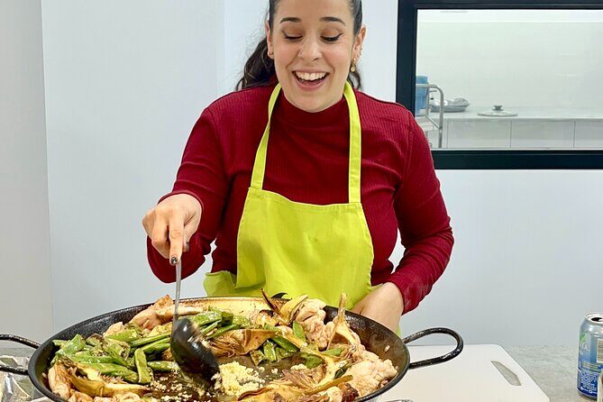 Paella and Sangria Workshop in Malaga - Who Should Book This Experience?