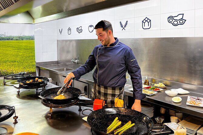 Paella Cooking Class, Wine Tasting & Central Market in Valencia - Who Will Love This Experience?