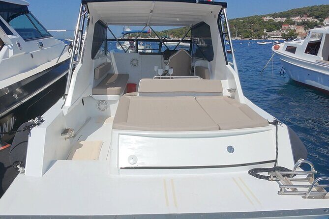 Pakleni Islands Express Tour Swim and Music - Practical Considerations