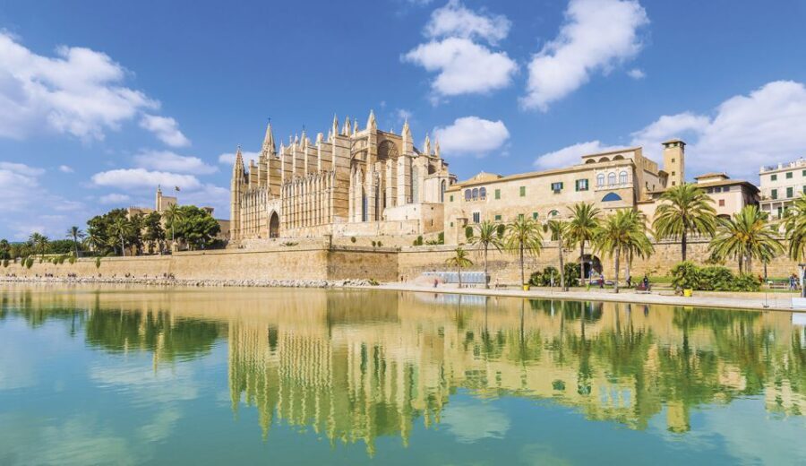 Palma de Mallorca: City Walking Tour with The Cathedral - Breaking Down the Itinerary in Detail