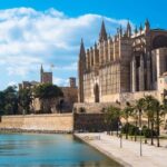 Palma de Mallorca: Walking Tour and Cathedral with Pastry - Who Is This Tour Best Suited For?