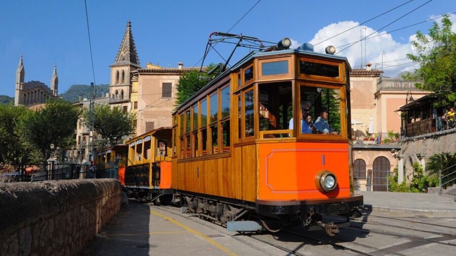 Palma: Tramuntana Full-Day Tour with Sóller Train and Lunch - The Experience in Detail